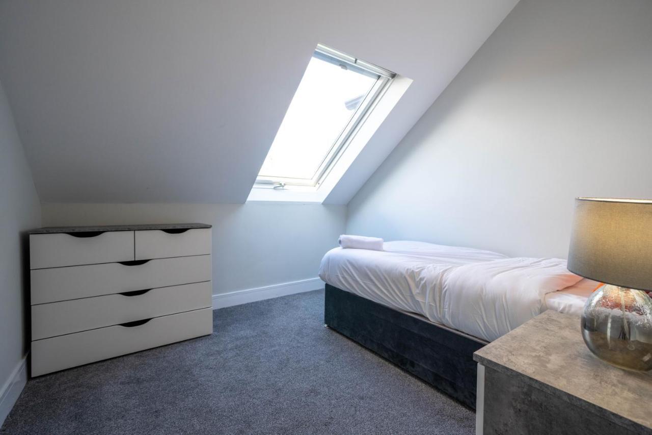 Three Bed Apartment Sleeps 5 In Botanic Belfast Luaran gambar